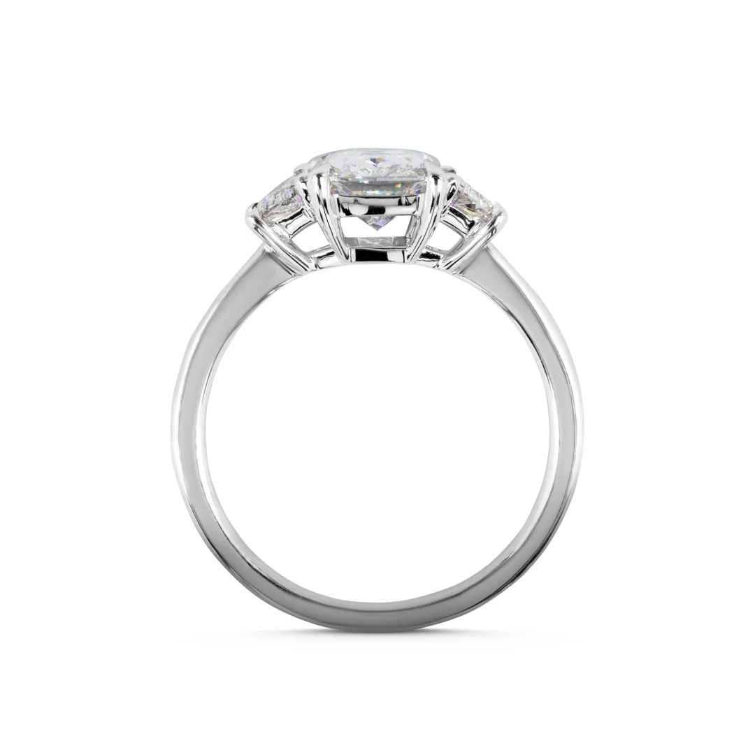 4.82 Cts 14k White Gold Radiant Shape 3 Stones Ring - Image 2