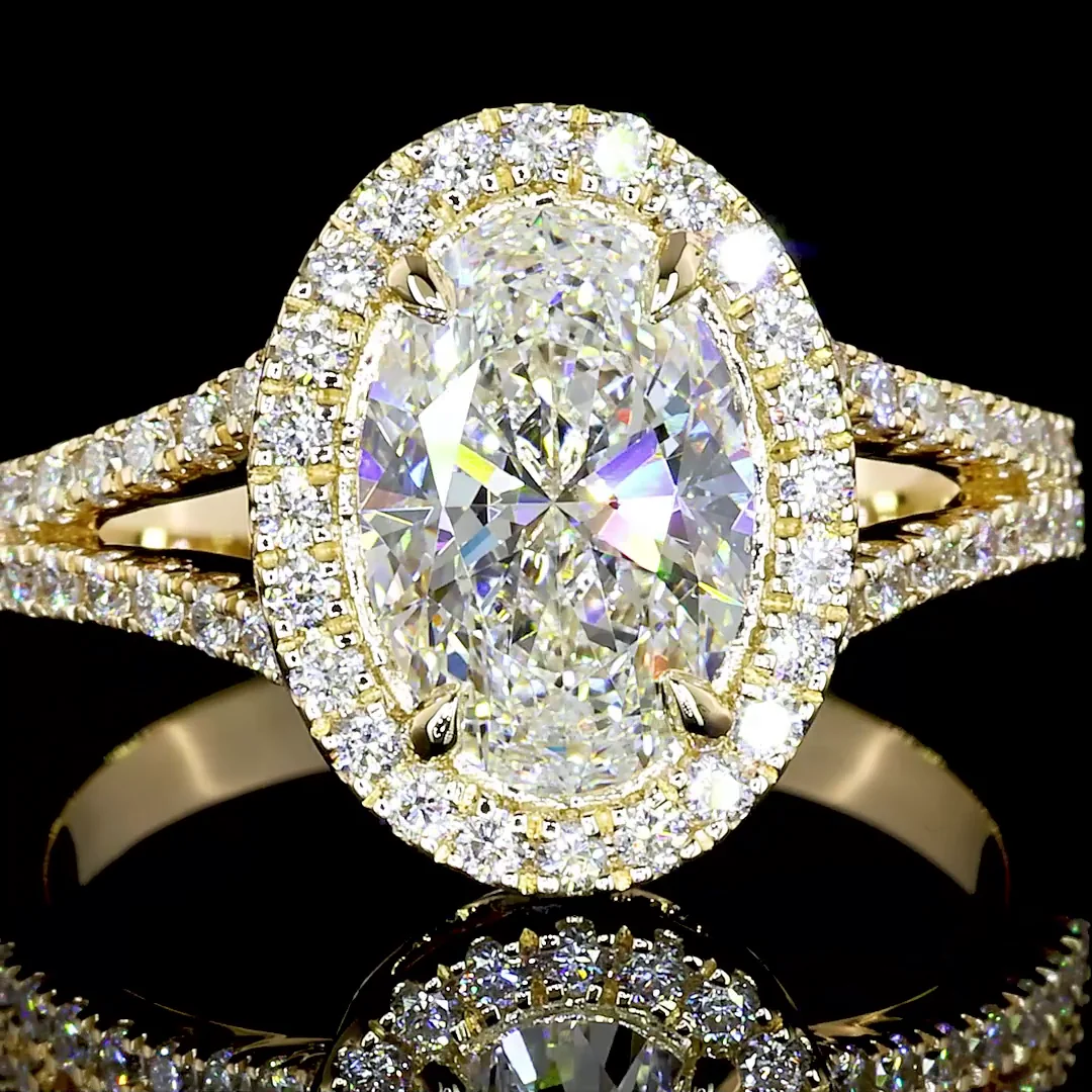 4.9 Cts 14k Yellow Gold Oval Shape Split Shank Ring - Image 3