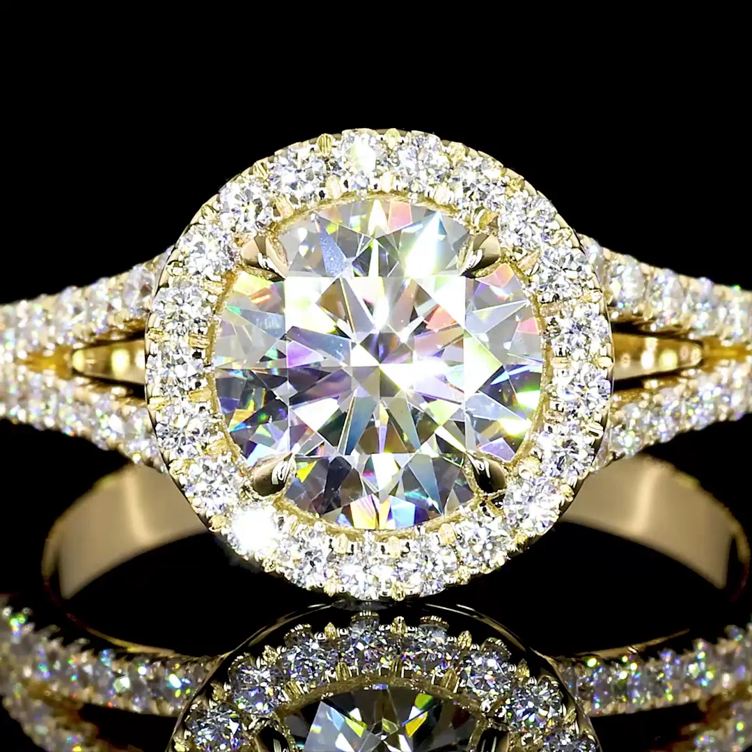 2.59 Cts 14k Yellow Gold Round Shape Split Shank Ring - Image 3