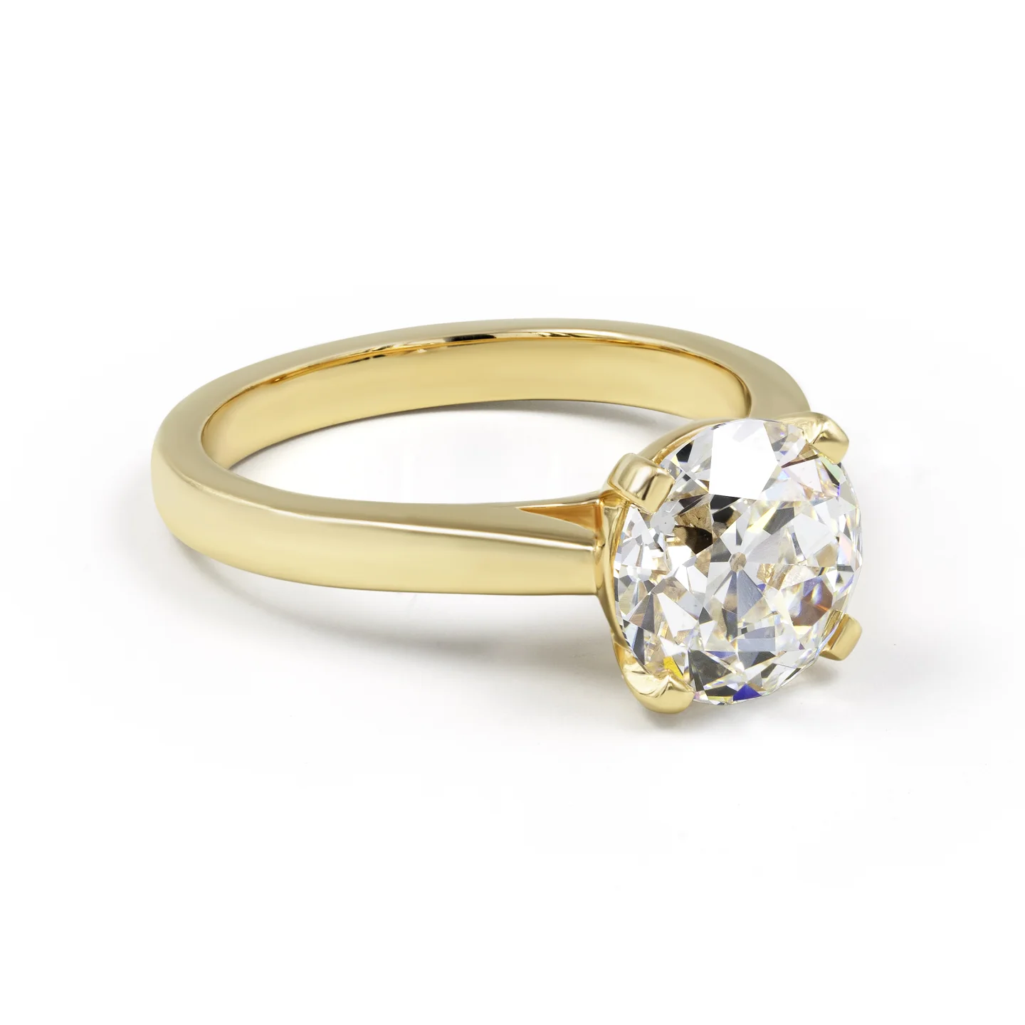 2.51 Cts 14k Yellow Gold Old European Brilliant Shape Solitaire Ring - Image 2