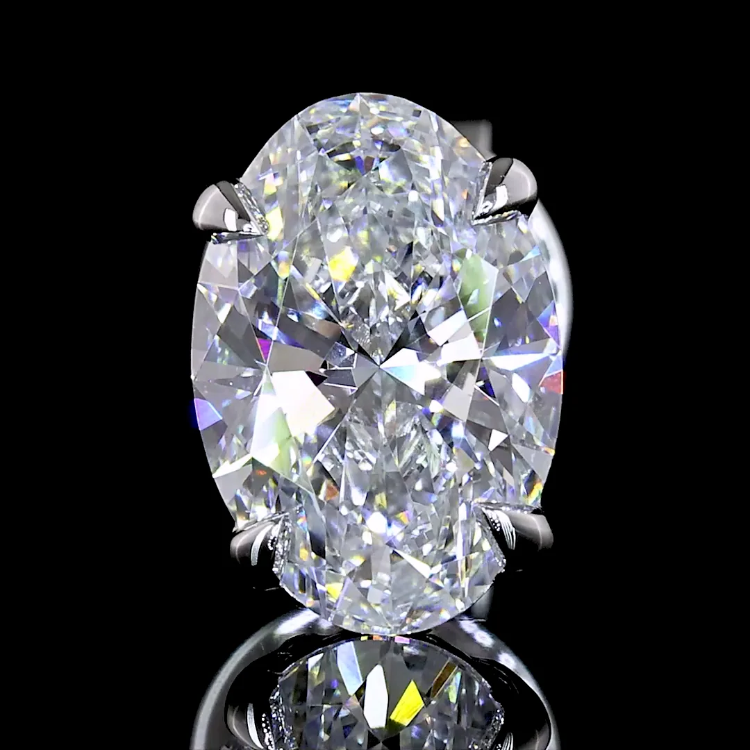 2 Cts 18k White Gold Oval Shape Studs Earring - Image 2