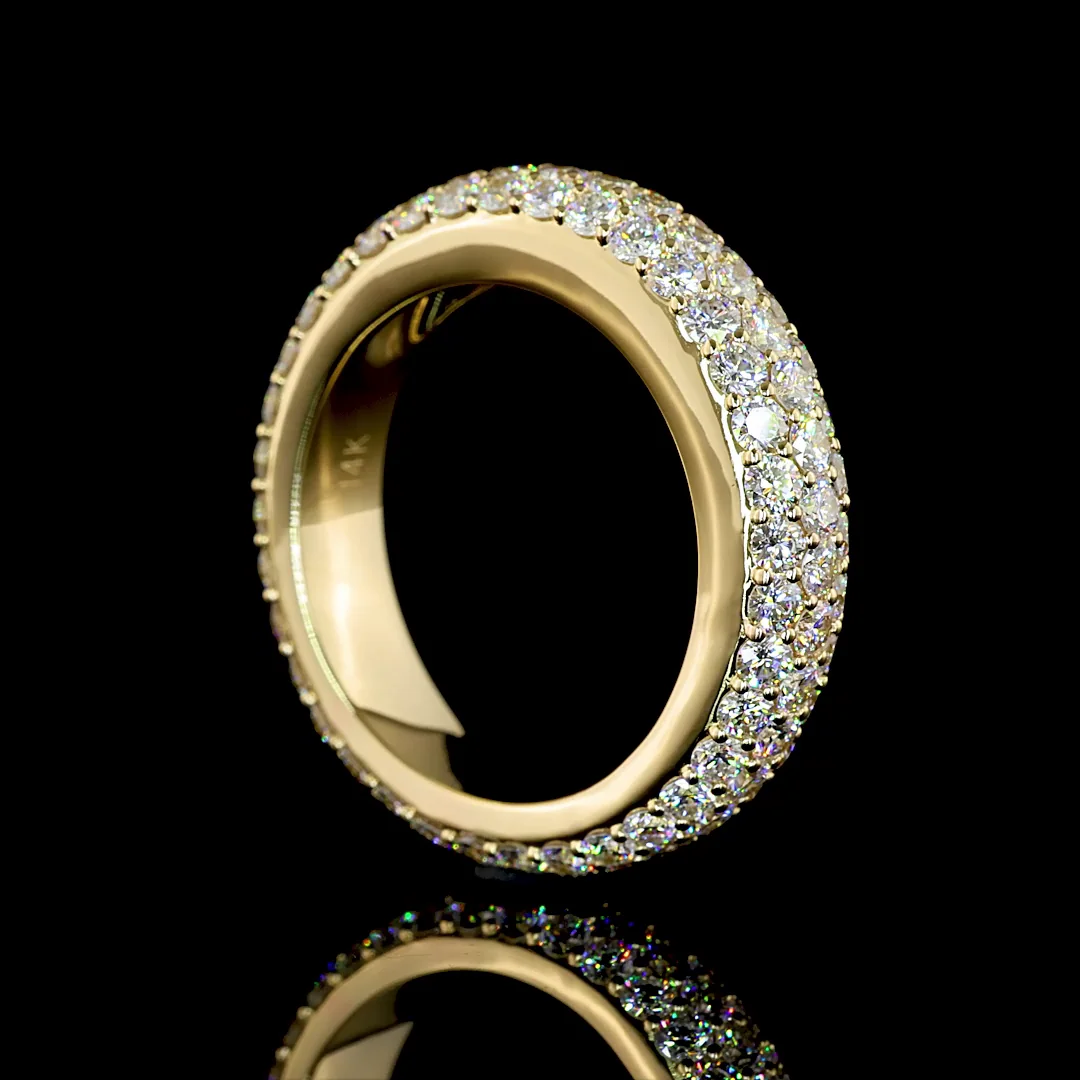 1.46 Cts 14k Yellow Gold Emerald Shape Special Eternity Band - Image 2