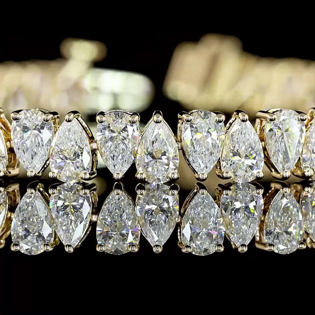 9.95 Cts 14k Yellow Gold Pear Shape Tennis Bracelet - Image 2