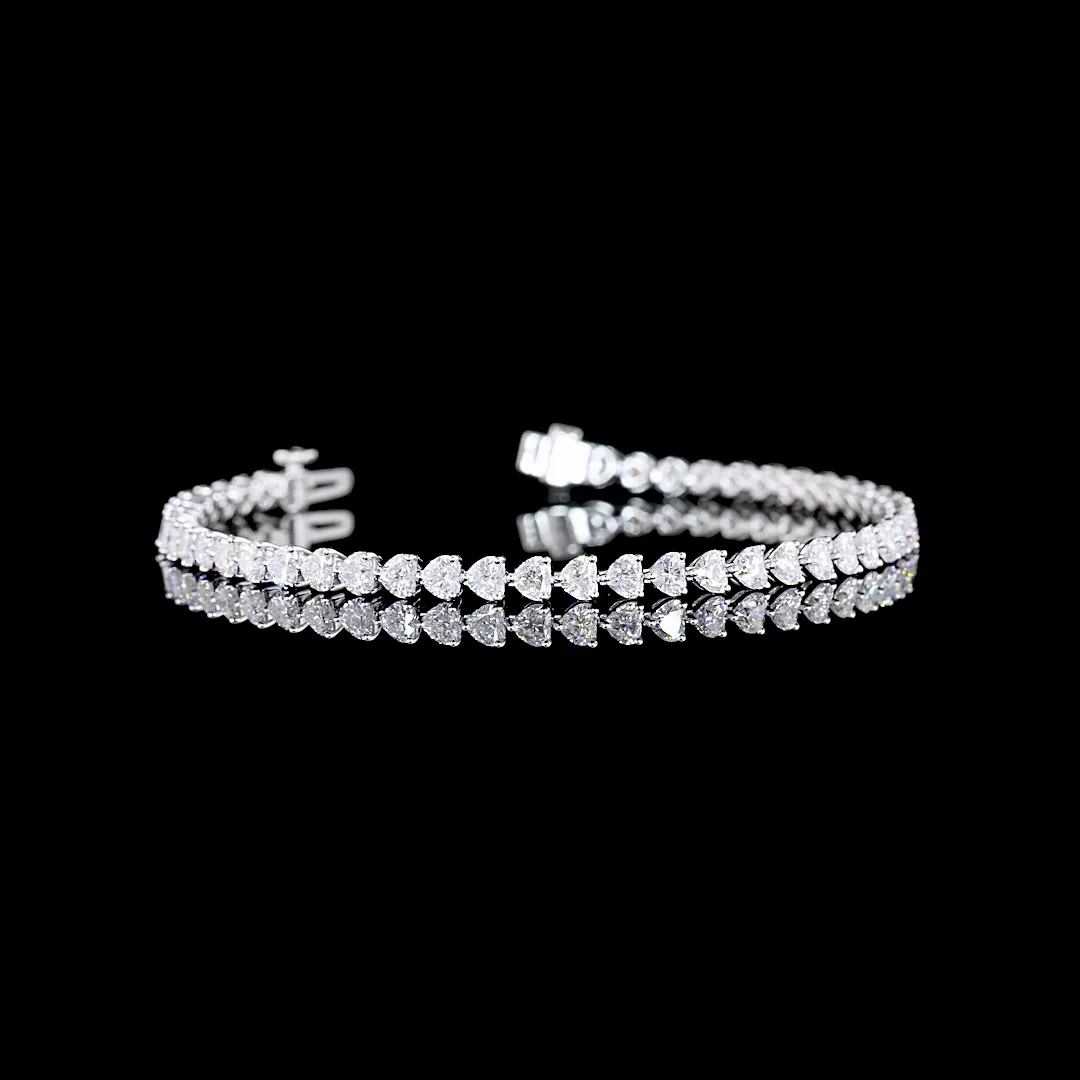 5.46 Cts 14k White Gold Heart Shape Tennis Bracelet - Video
