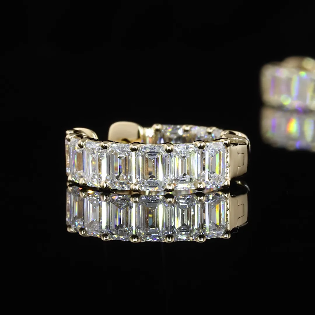 1.98 Cts 14k Yellow Gold Emerald Shape Huggies Earring - Image 4