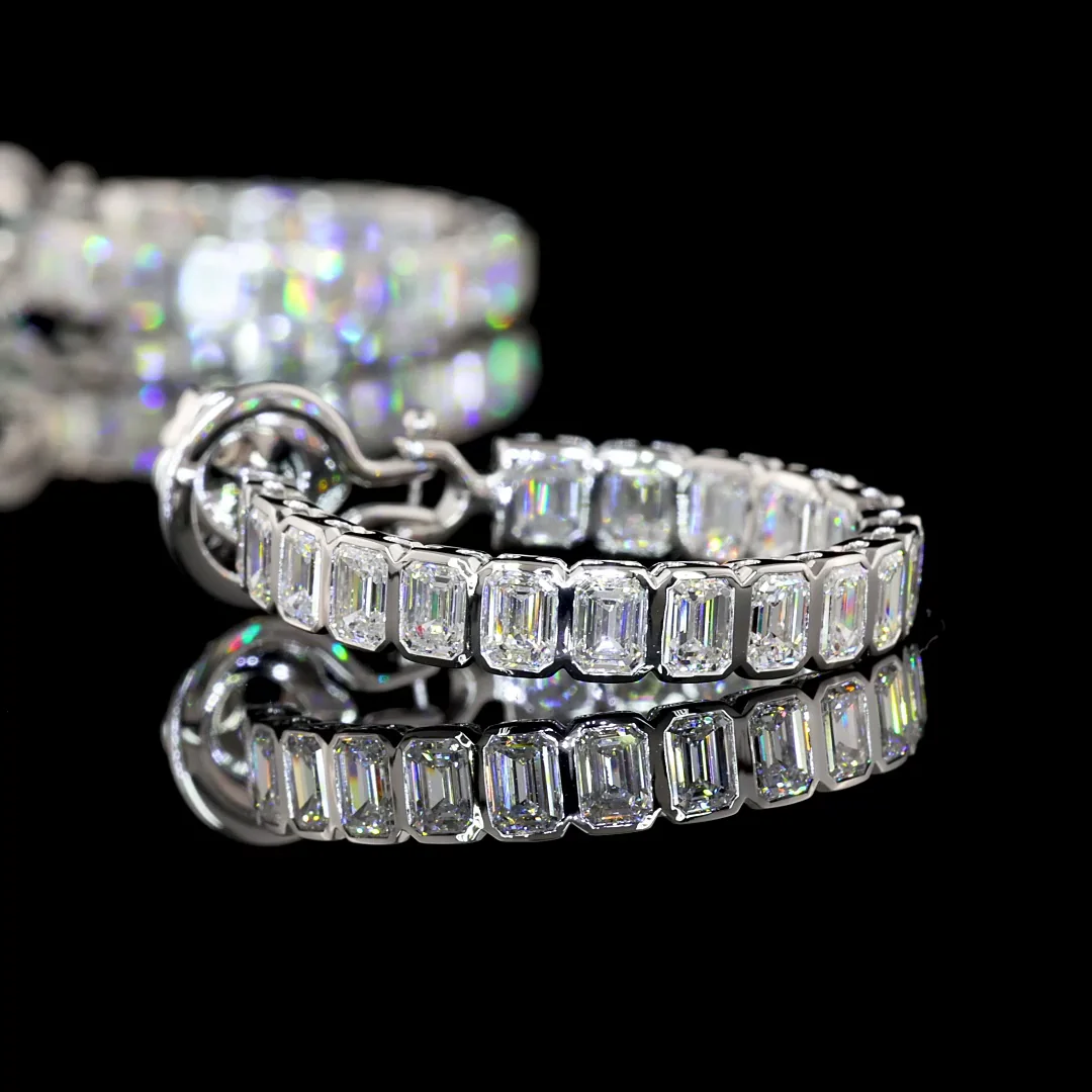 5 Cts 14k White Gold Emerald Shape Hoops Earring - Image 4