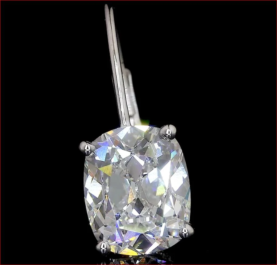 4.07 Cts 14k White Gold Antique Cushion Shape Hanging Earring - Image 2