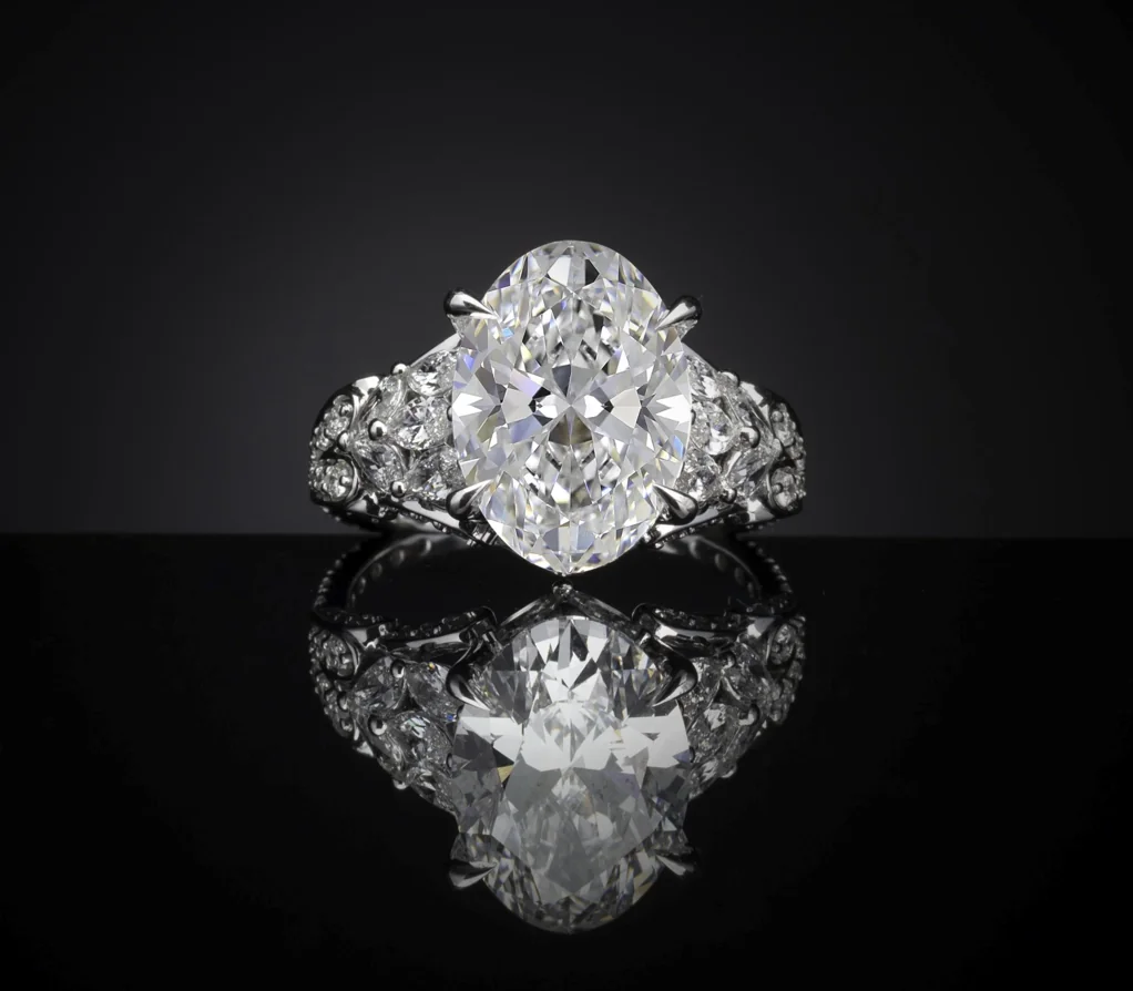 6.45 Cts 14k White Gold Oval Shape Special Ring - Video