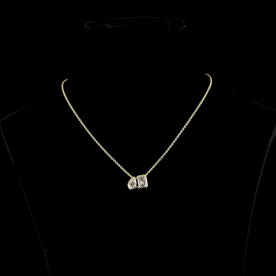 3.08 Cts 14k Yellow Gold Mix Shape Pendant Pendant - Video