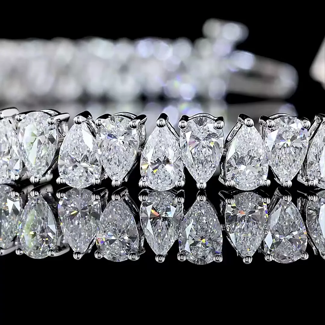 10.16 Cts 14k White Gold Pear Shape Tennis Bracelet - Image 2