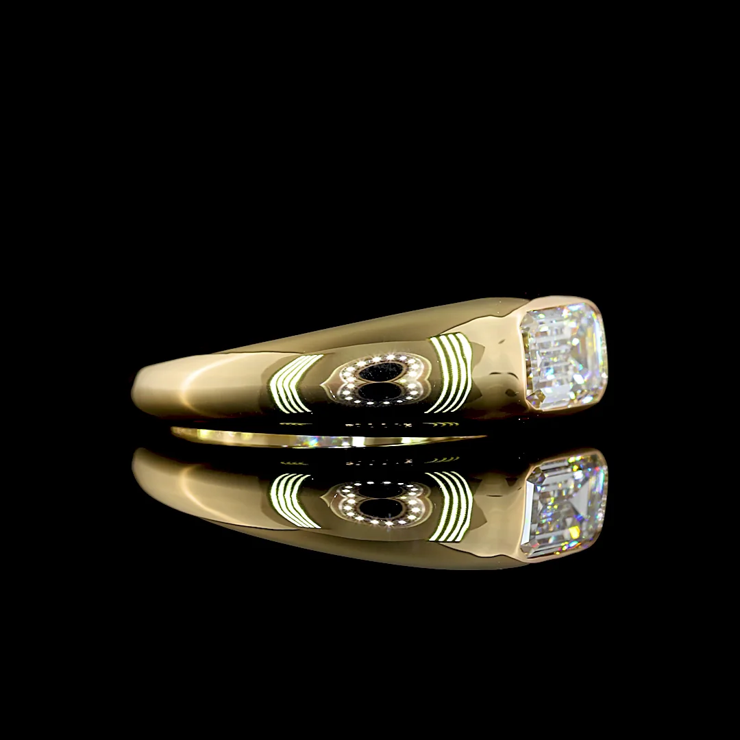 1.06 Cts 14k Yellow Gold Emerald Shape Solitaire Ring - Image 2