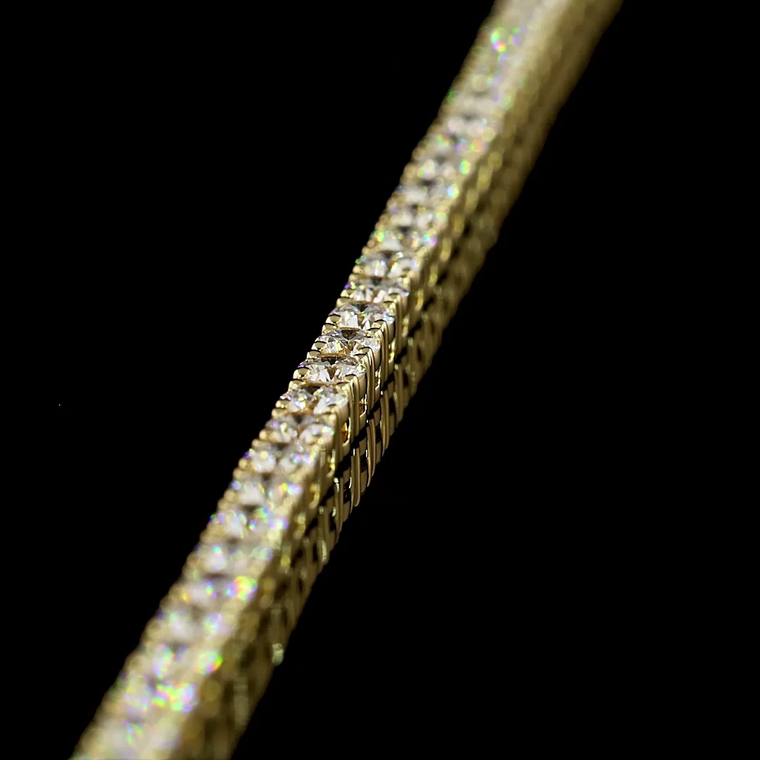 2.74 Cts 14k Yellow Gold Round Shape Tennis Bracelet - Image 3