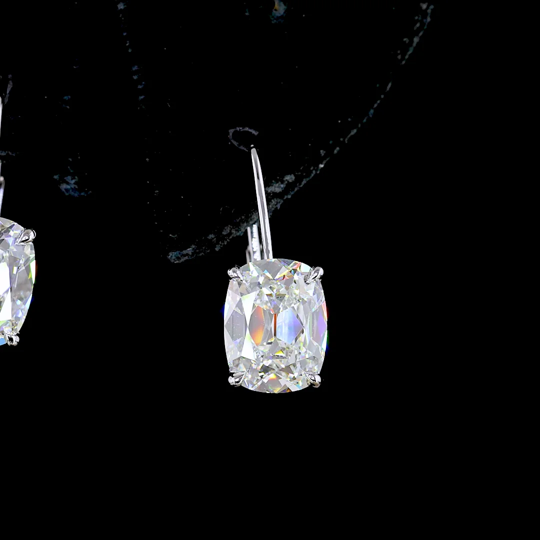 4.14 Cts 14k White Gold Antique Cushion Shape Hanging Earring - Image 2