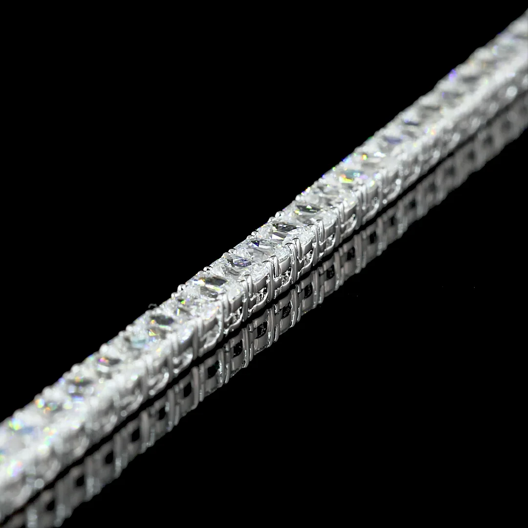 16.24 Cts 14k White Gold Antique Cushion Shape Tennis Necklace - Image 2