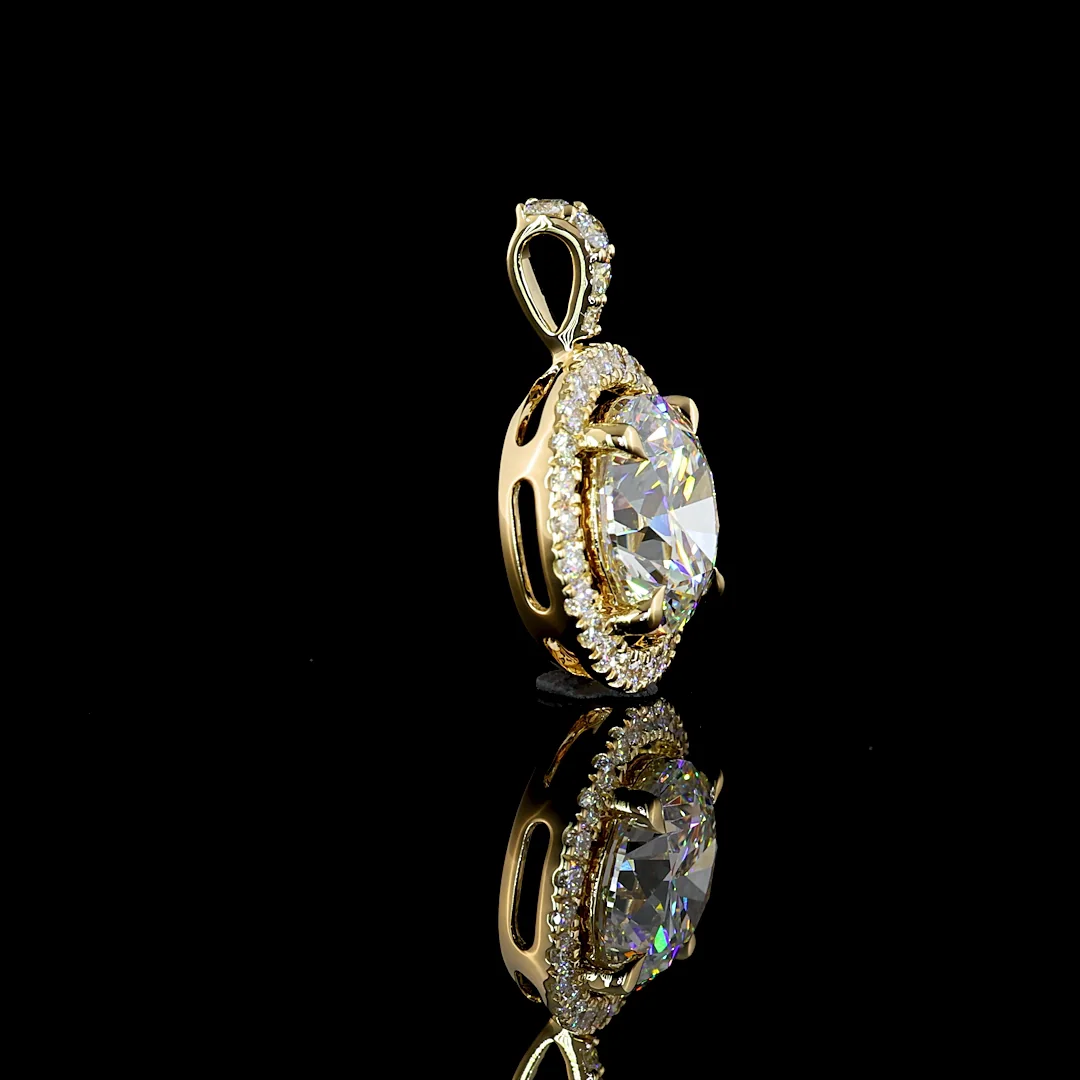 2.52 Cts 14k Yellow Gold Round Shape Halo Pendant - Video