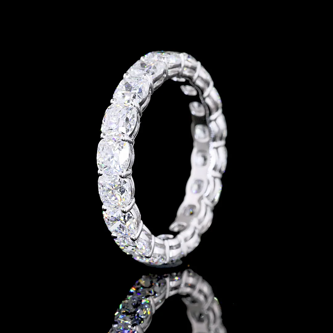 4.4 Cts 14k White Gold Square Cushion Brilliant Shape Eternity Band Eternity Band - Image 4