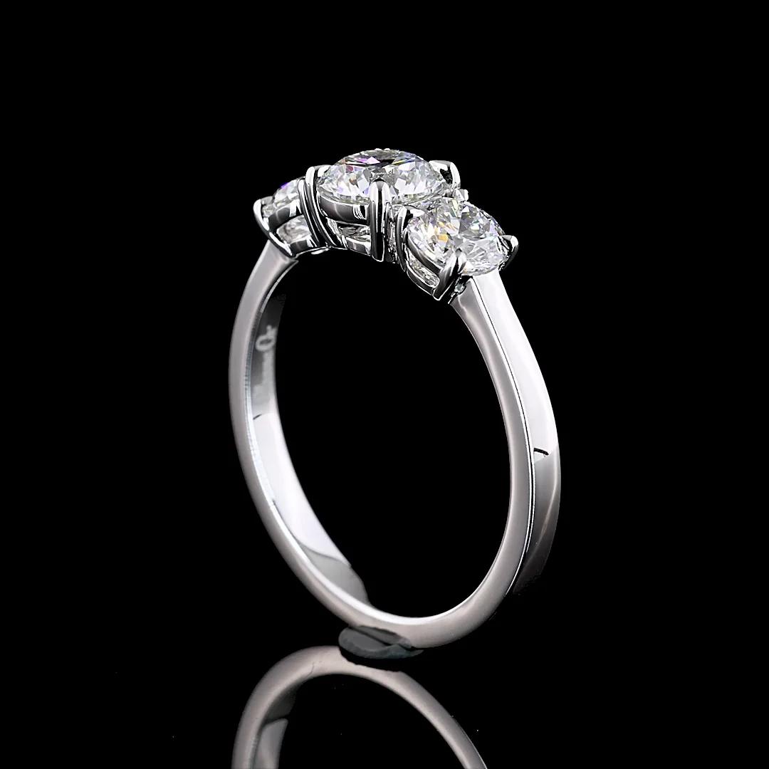 1.39 Cts 14k Yellow Gold Round Shape 3 Stones Ring - Image 2