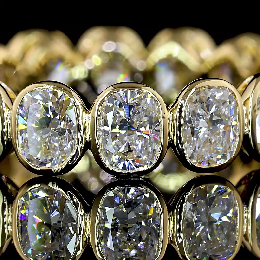 3.35 Cts 14k Yellow Gold Cushion Brilliant Shape Eternity Band Eternity Band - Image 3