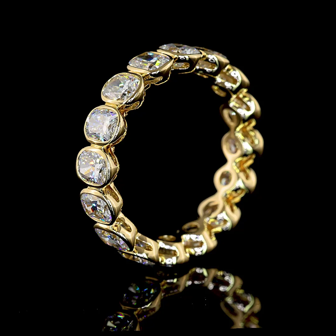 3.35 Cts 14k Yellow Gold Cushion Brilliant Shape Eternity Band Eternity Band - Image 4