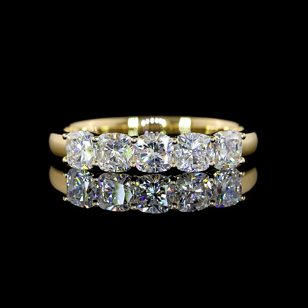 1.04 Cts 14k Yellow Gold Square Cushion Brilliant Shape 5 Stones Eternity Band - Video