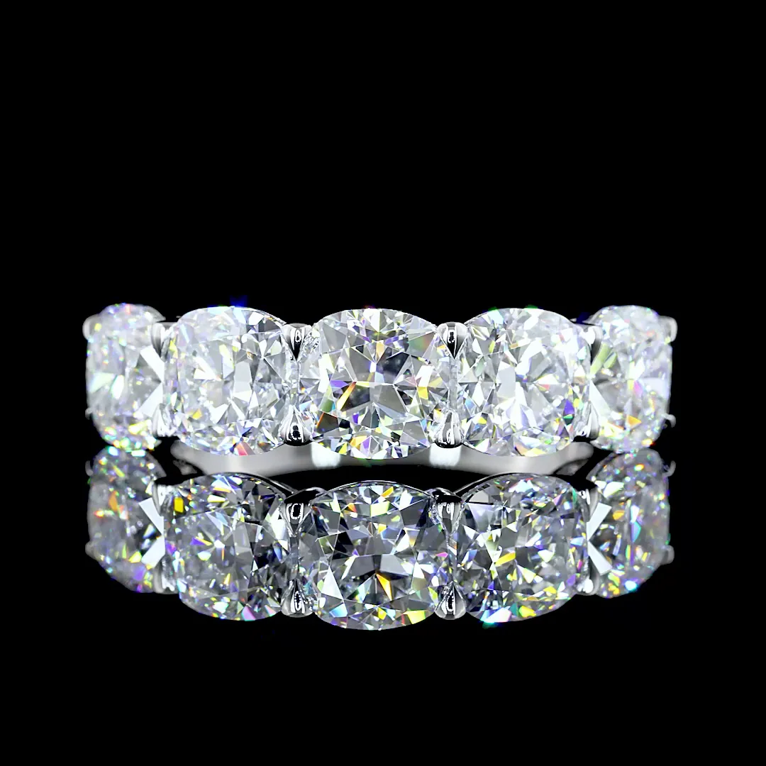4.25 Cts 14k White Gold Square Cushion Brilliant Shape 5 Stones Eternity Band - Video