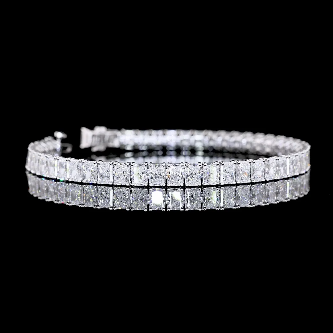 13.66 Cts 14k White Gold Radiant Shape Tennis Bracelet - Video