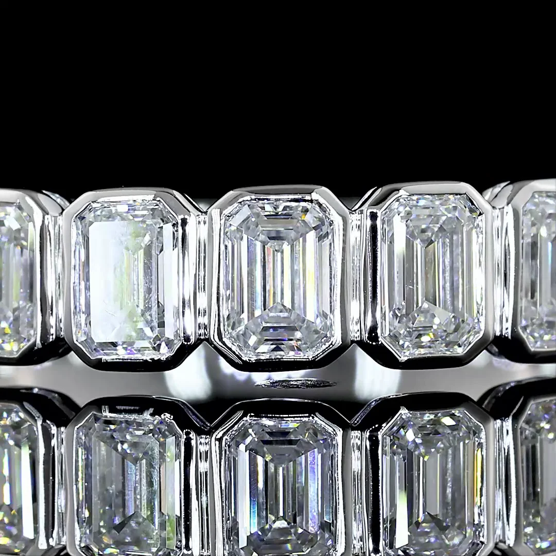 0.99 Cts 14k White Gold Emerald Shape 7 Stones Eternity Band - Image 3