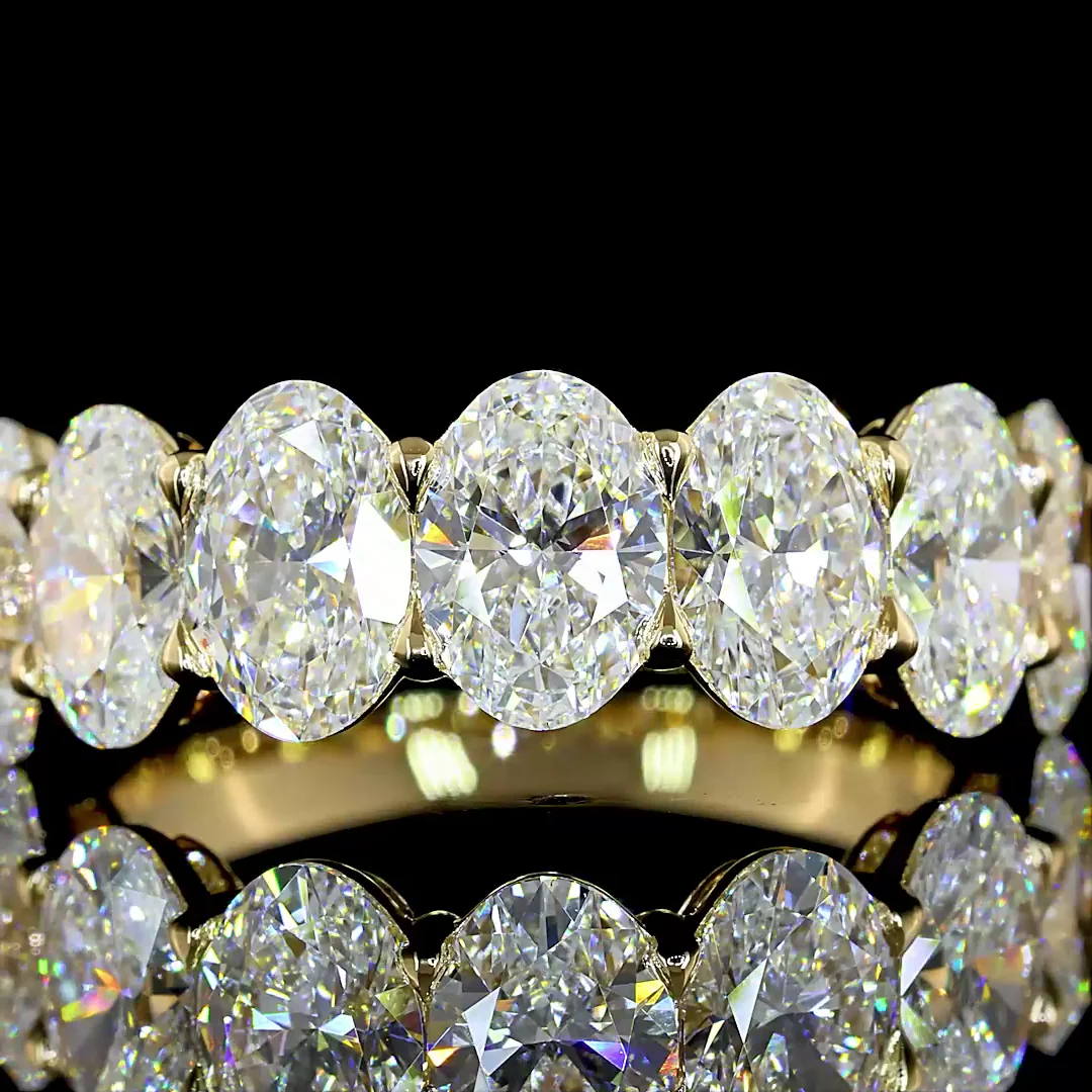 3.93 Cts 14k Yellow Gold Oval Shape 7 Stones Eternity Band - Image 3