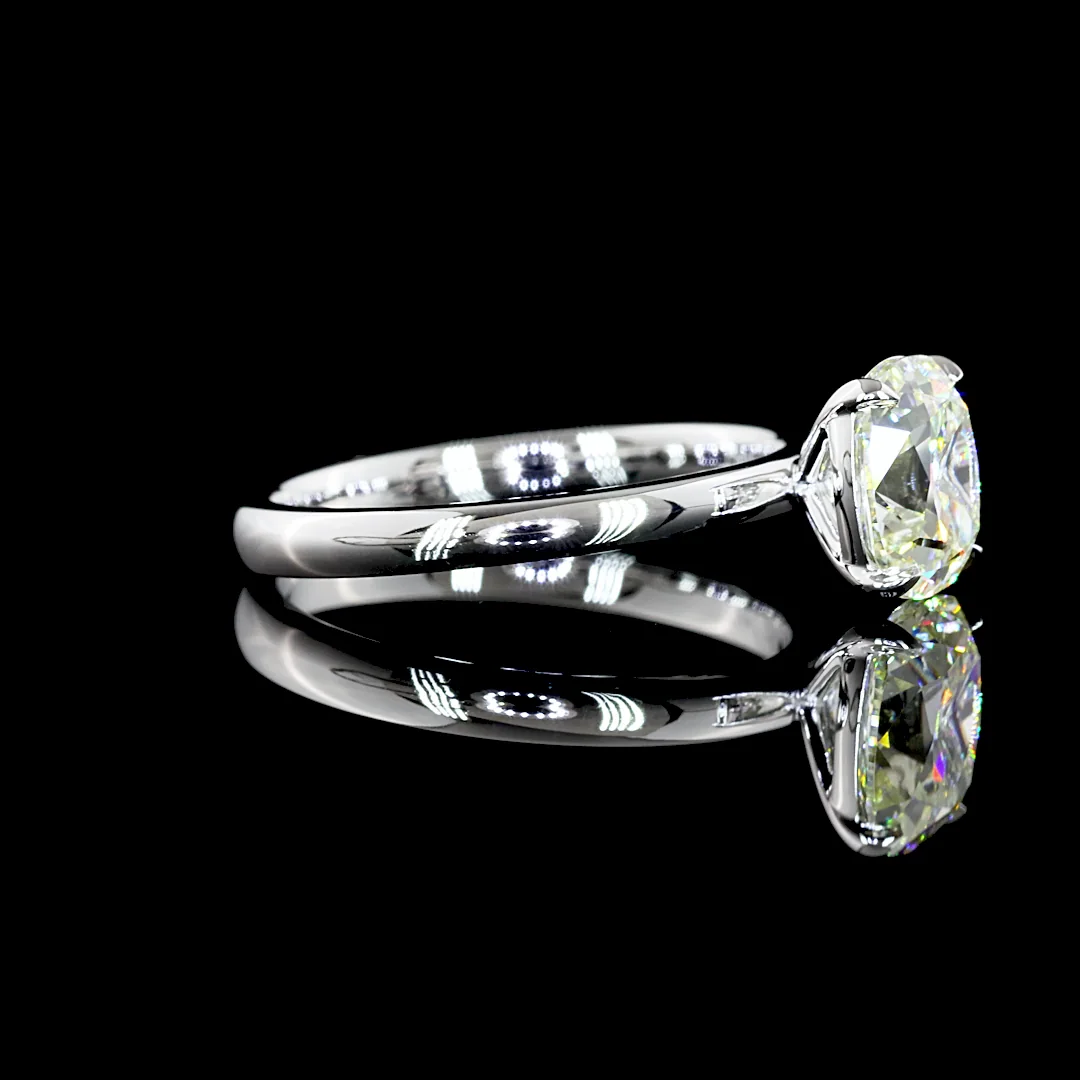 1.53 Cts 14k White Gold Antique Cushion Shape Solitaire Ring - Image 3