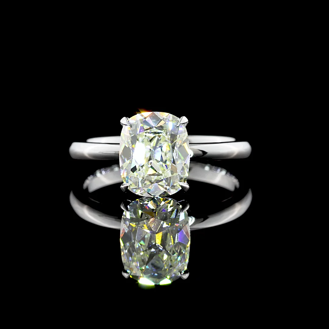 2.02 Cts 14k White Gold Antique Cushion Shape Solitaire Ring - Video
