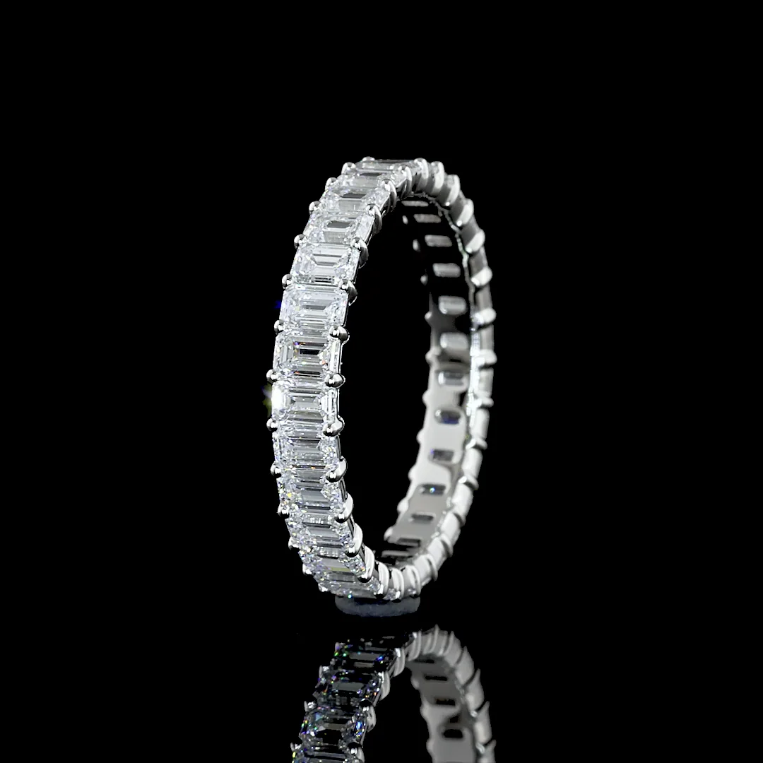 2.16 Cts Platinum Emerald Shape Eternity Band Eternity Band - Image 2