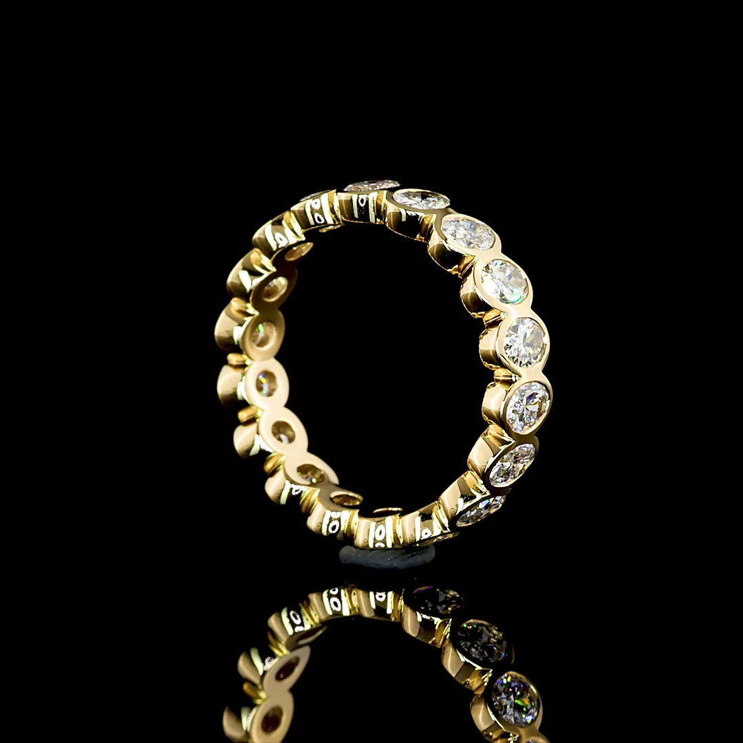 2.61 Cts 18k Yellow Gold Oval Shape Eternity Band Eternity Band - Image 3
