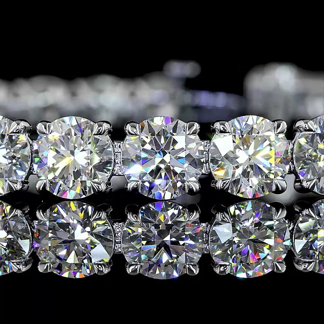 34.31 Cts 14k White Gold Round Shape Tennis Bracelet - Image 2