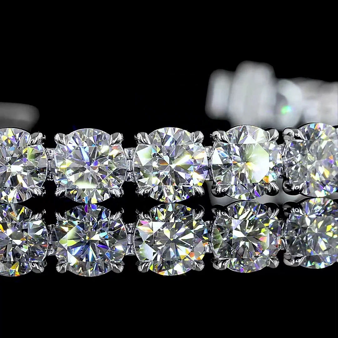 14.1 Cts 14k White Gold Round Shape Tennis Bracelet - Image 2