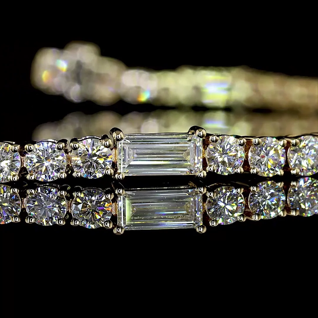 4.98 Cts 14k White Gold Baguette Shape Station Line Tennis Bracelet - Image 2