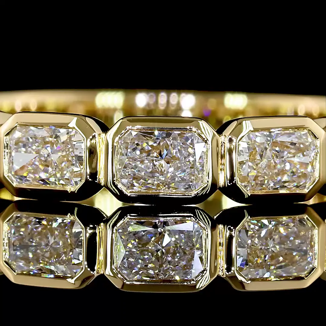 1.24 Cts 18k Yellow Gold Radiant Shape 3/4 Band Eternity Band - Image 3