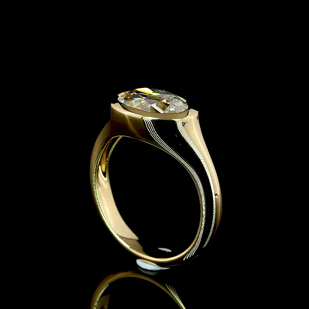 2.14 Cts 14k Yellow Gold Antique Oval Shape Solitaire Ring - Image 2