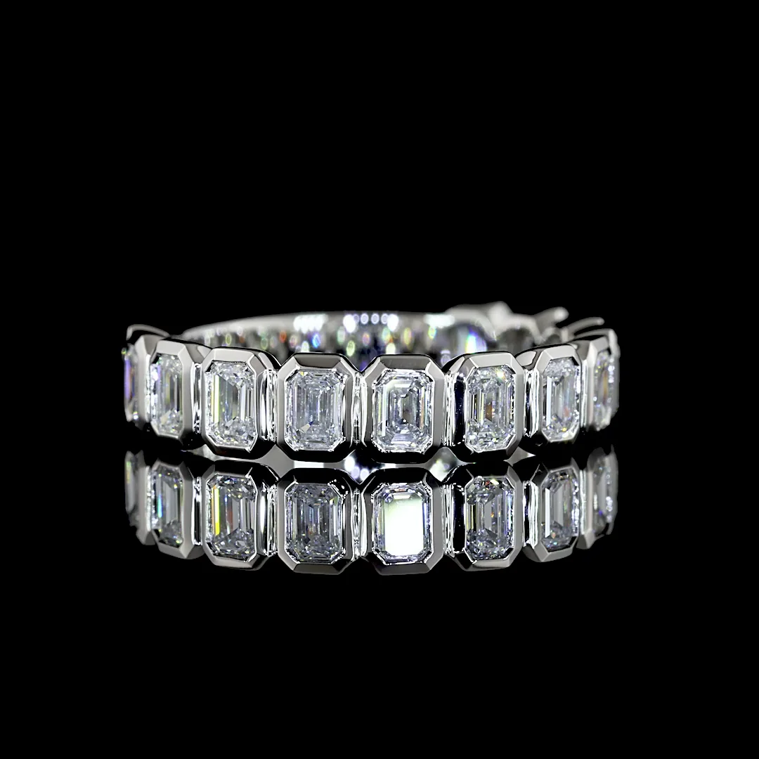 1.31 Cts Platinum Emerald Shape 3/4 Band Eternity Band - Image 3