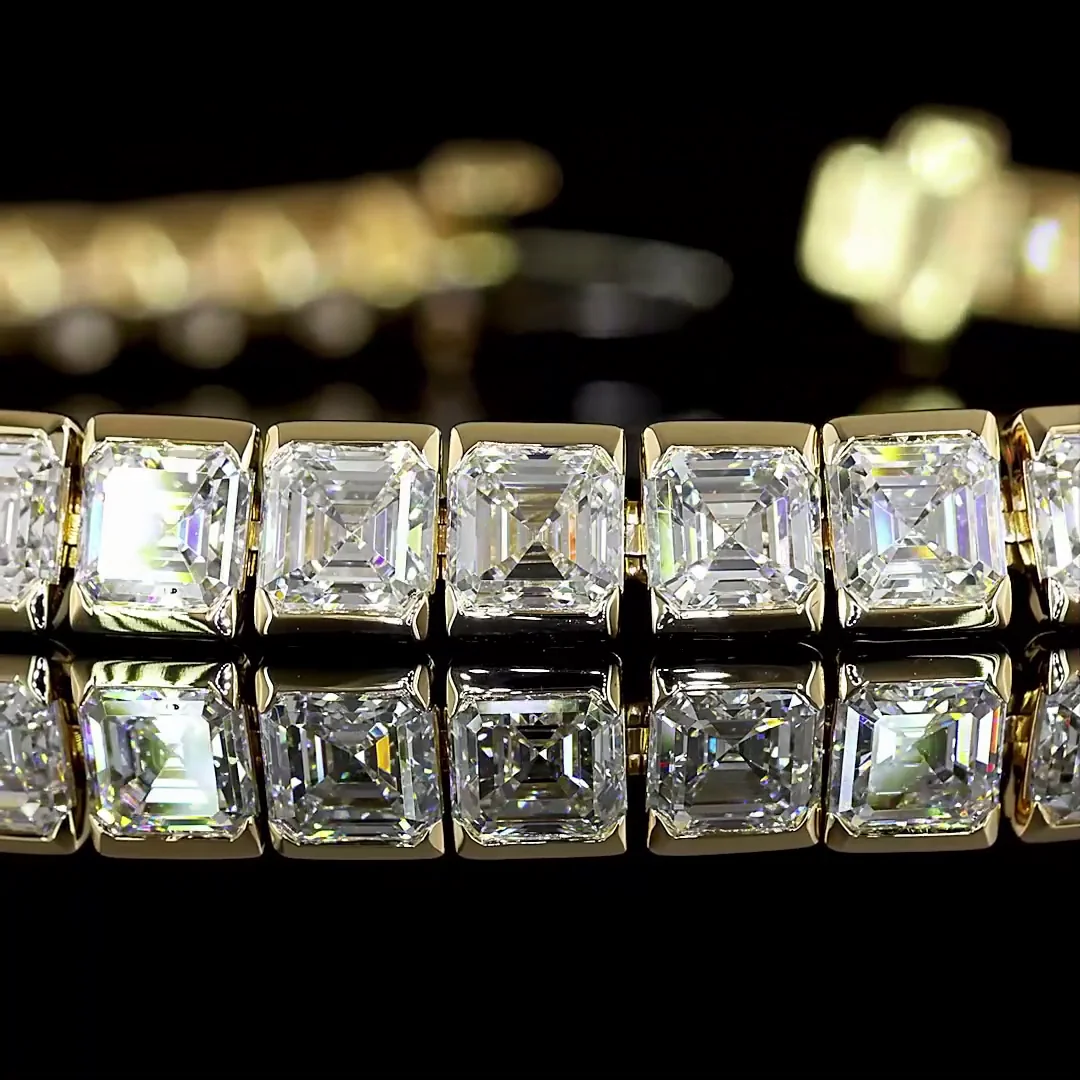 13.42 Cts 14k Yellow Gold Asscher Shape Tennis Bracelet - Image 2