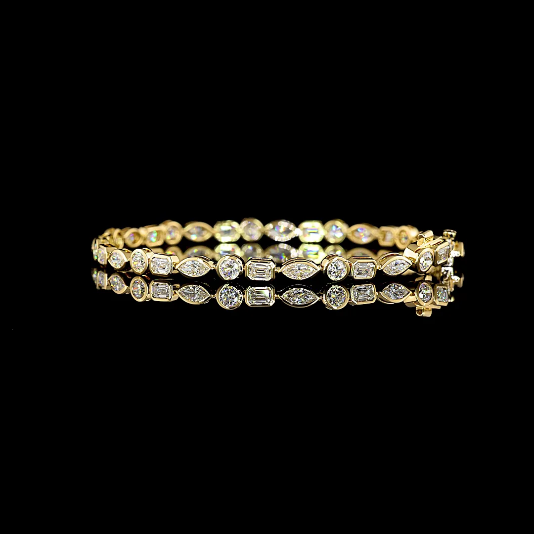 5.01 Cts 18k Yellow Gold Mix Shape Tennis Bracelet - Image 2
