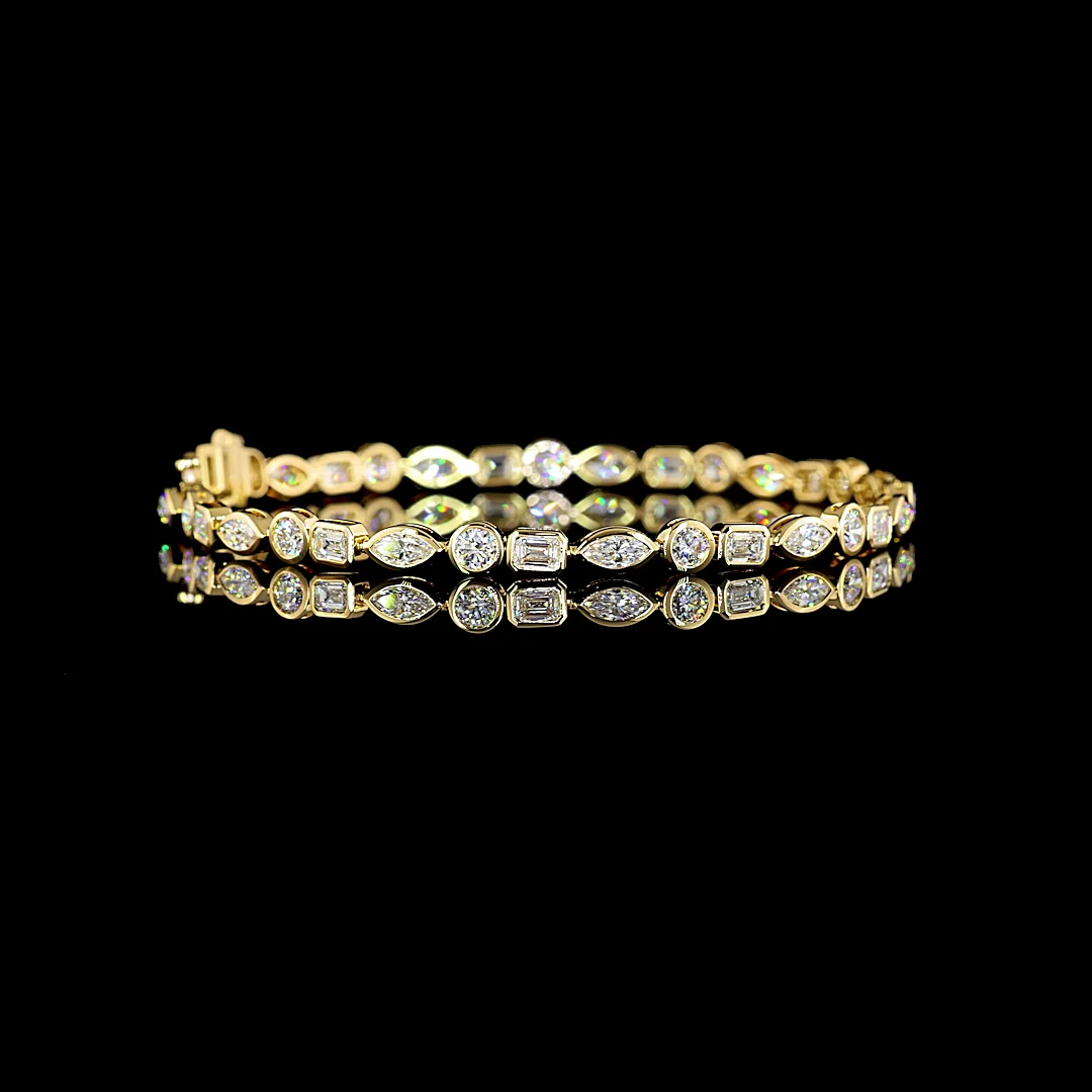 5.01 Cts 18k Yellow Gold Mix Shape Tennis Bracelet - Image 3