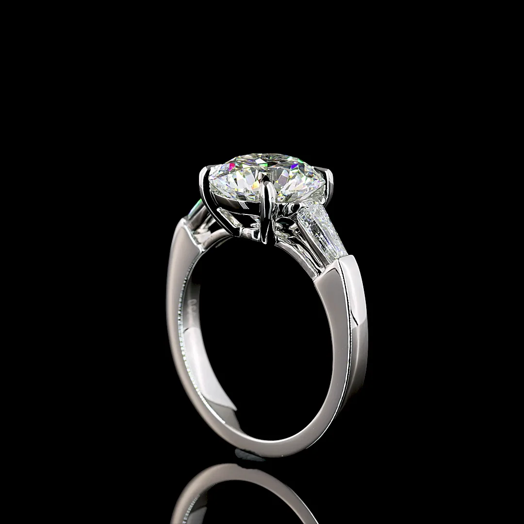 3.65 Cts Platinum Round Shape 3 Stones Ring - Image 2