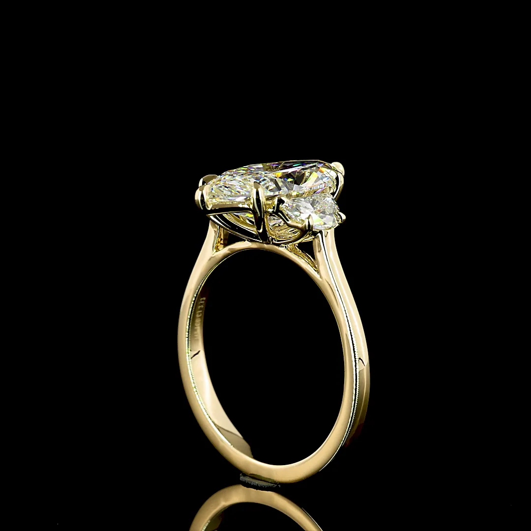 3.73 Cts 14k Yellow Gold Marquise Shape 3 Stones Ring - Image 2