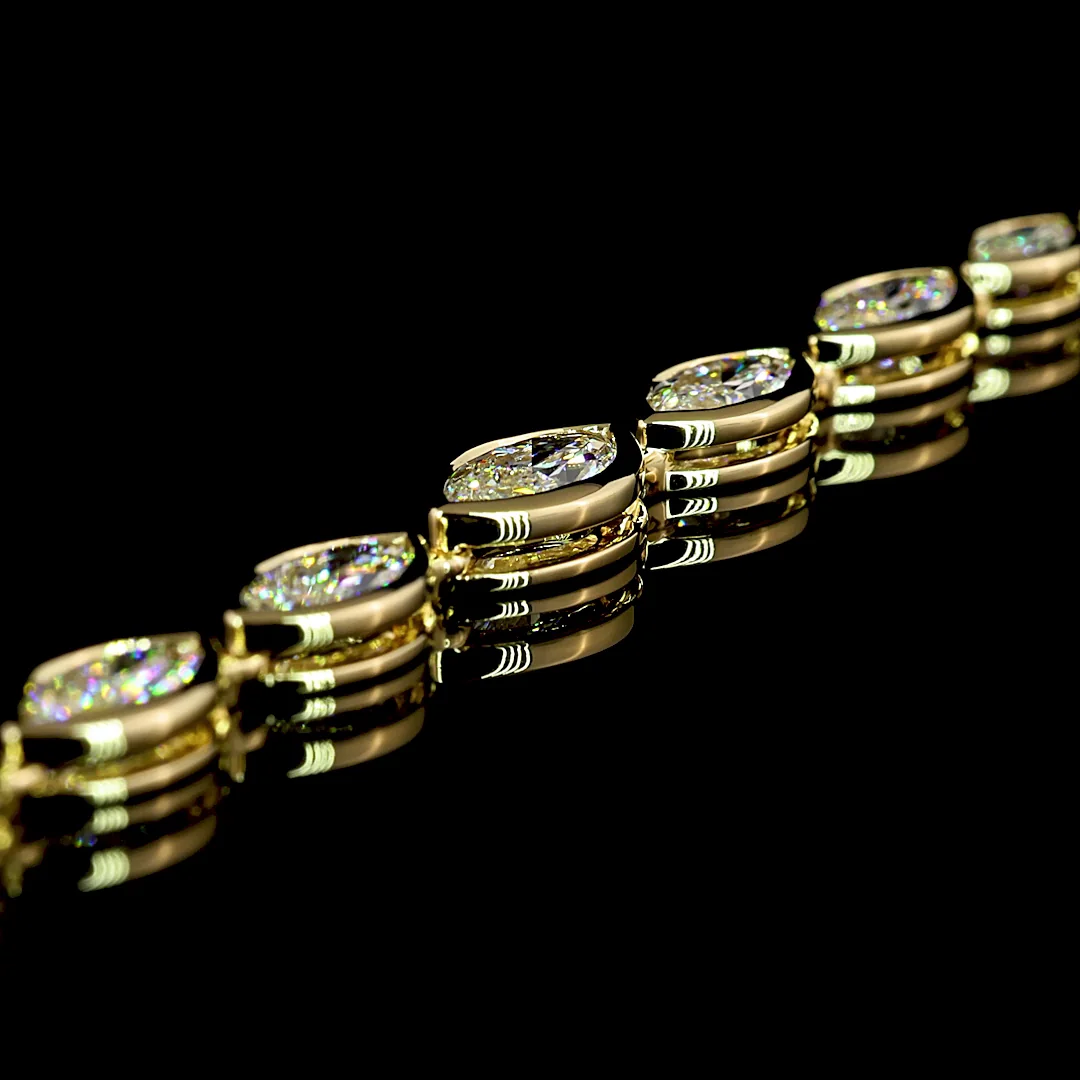 5.09 Cts 14k Yellow Gold Marquise Shape Riviera Necklace - Image 2