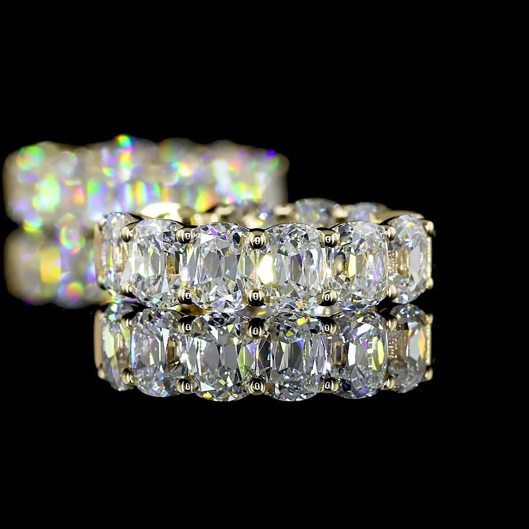 3.88 Cts 14k Yellow Gold Antique Cushion Shape Huggies Earring - Image 4