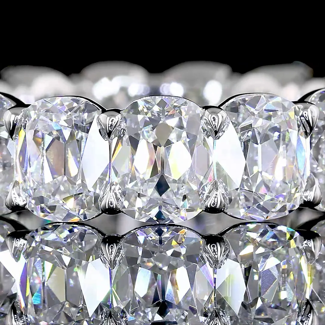 6.95 Cts Platinum Antique Cushion Shape Eternity Band Eternity Band - Image 3