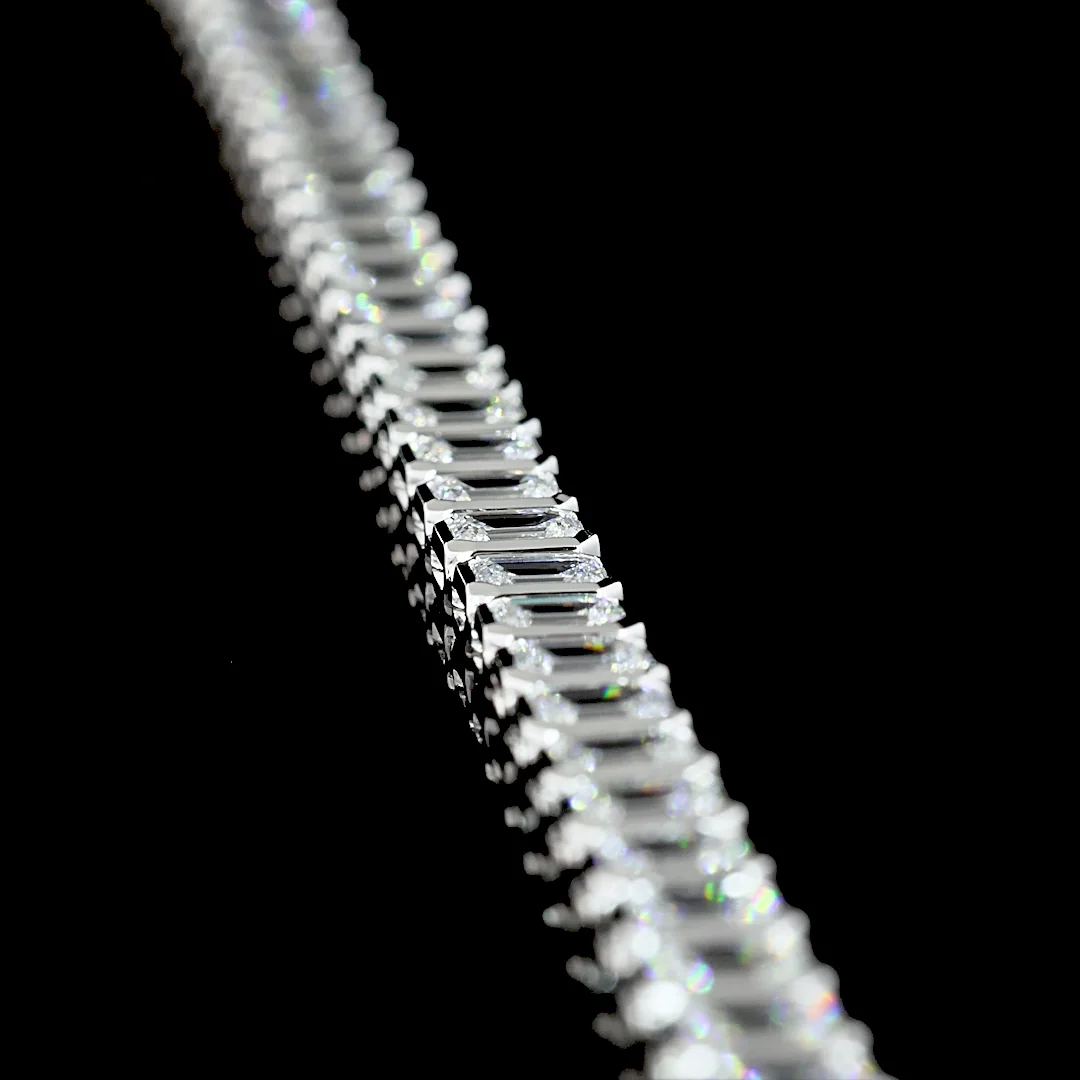 14.25 Cts 14k White Gold Emerald Shape Tennis Necklace - Image 2