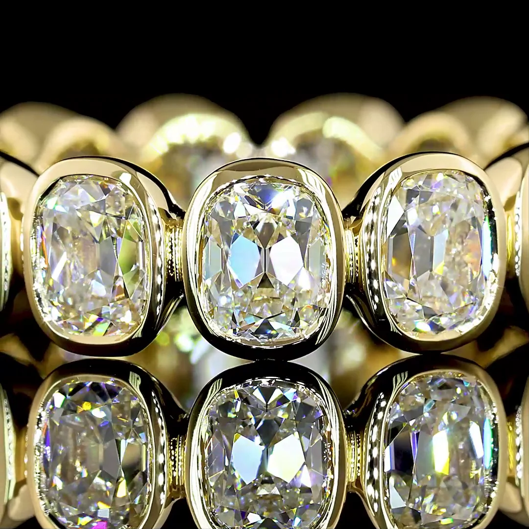 4.69 Cts 14k Yellow Gold Antique Cushion Shape Eternity Band Eternity Band - Image 3