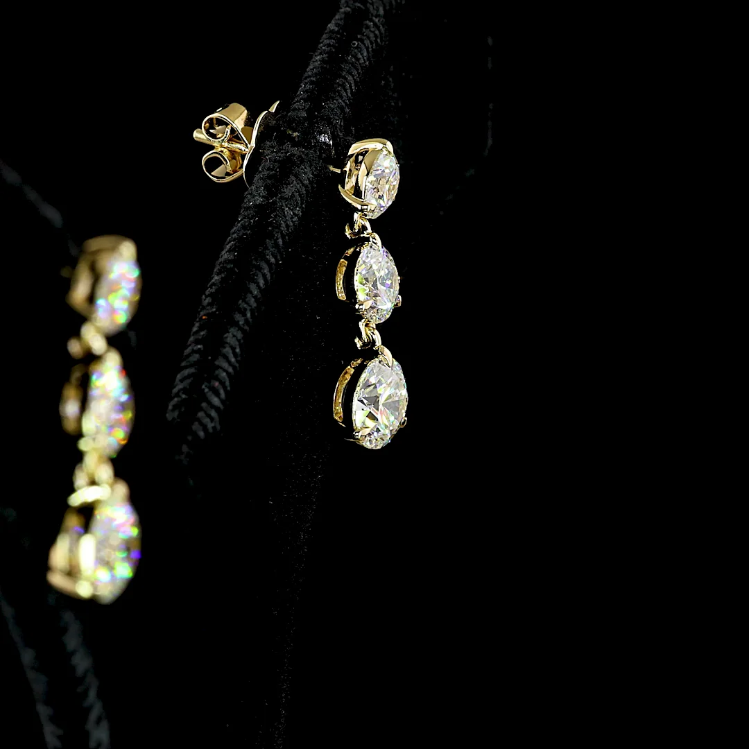 2.9 Cts 14k Yellow Gold Round Shape Hanging Earring - Image 2