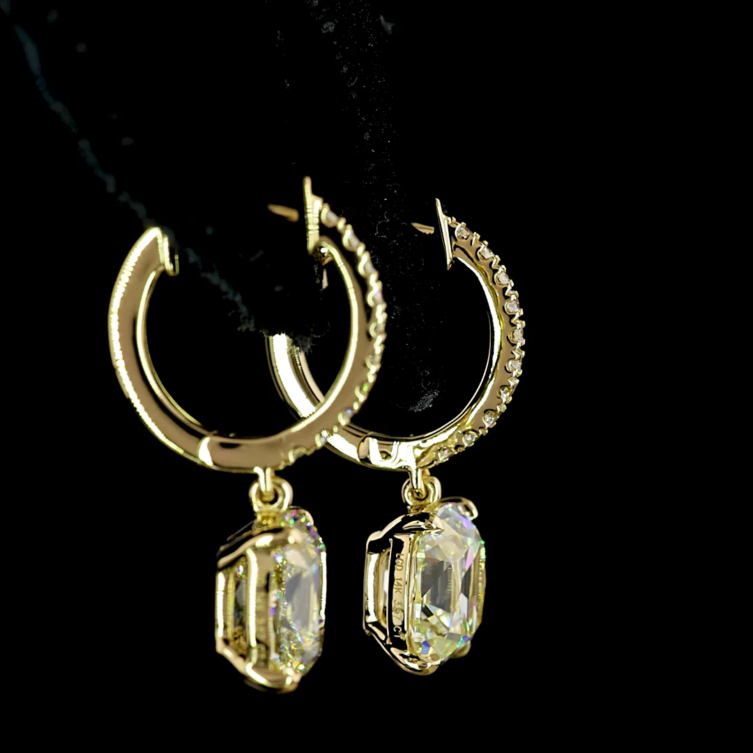 3.56 Cts 14k Yellow Gold Antique Cushion Shape Hanging Earring - Image 2